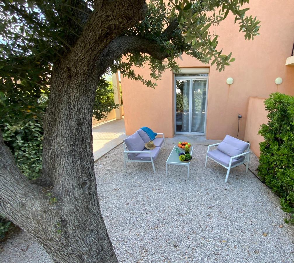 Appartement Bastide de l'Olivaie à Bandol Extérieur photo